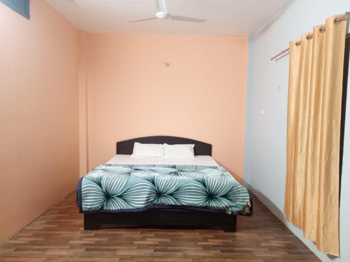 Shri Niwas Homestay Ayodhya Extérieur photo